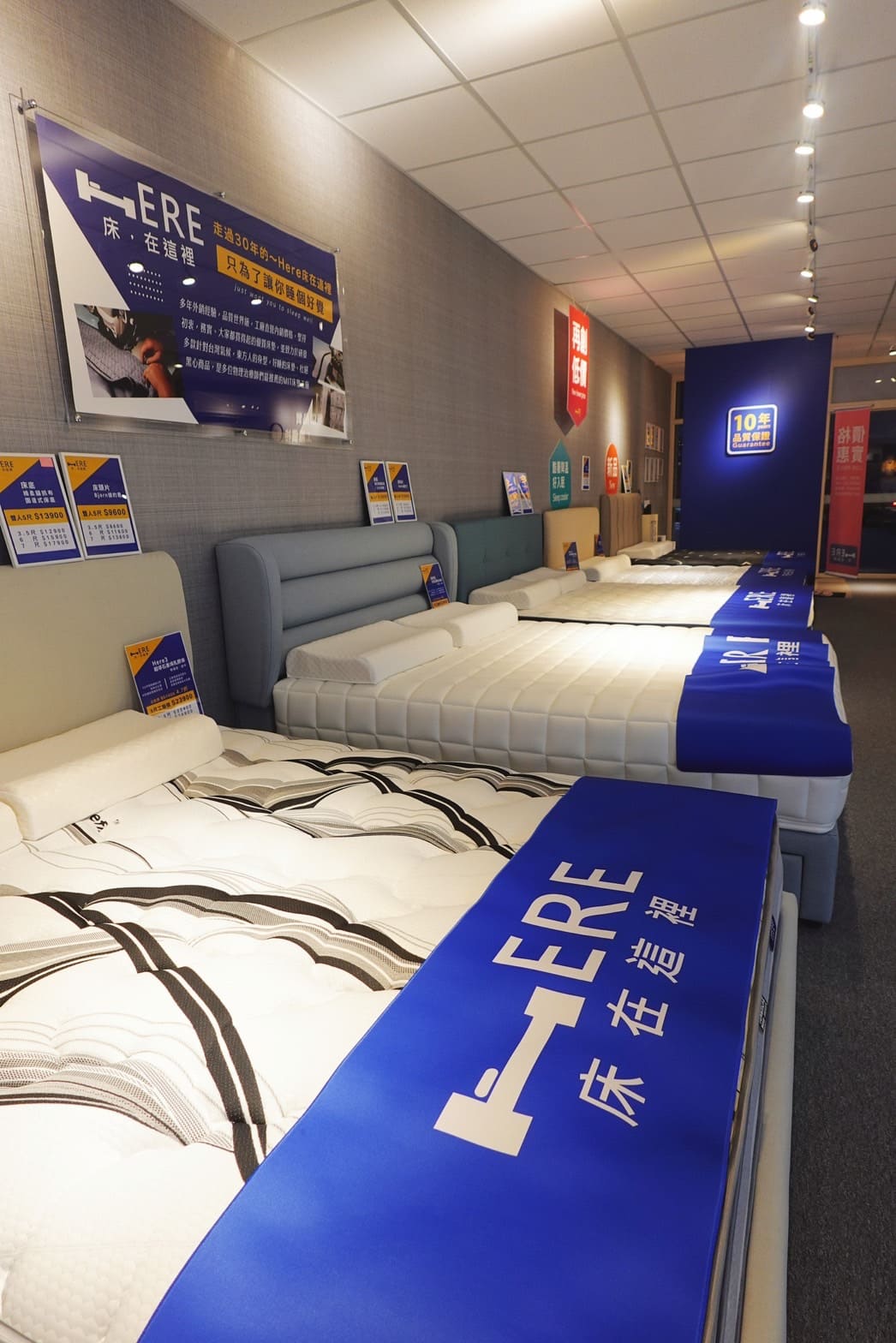 【台灣製造MIT床在這裡】30年經驗．媲美飯店品質．工廠直營價格ＣＰ值高．全系列加厚．堅持給你最好的睡眠品質 @花子看世界